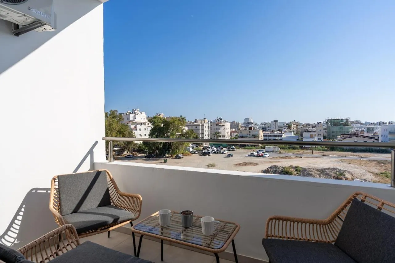 Emerald'S 2-Bedroom Apartment In Larnaca Cypern