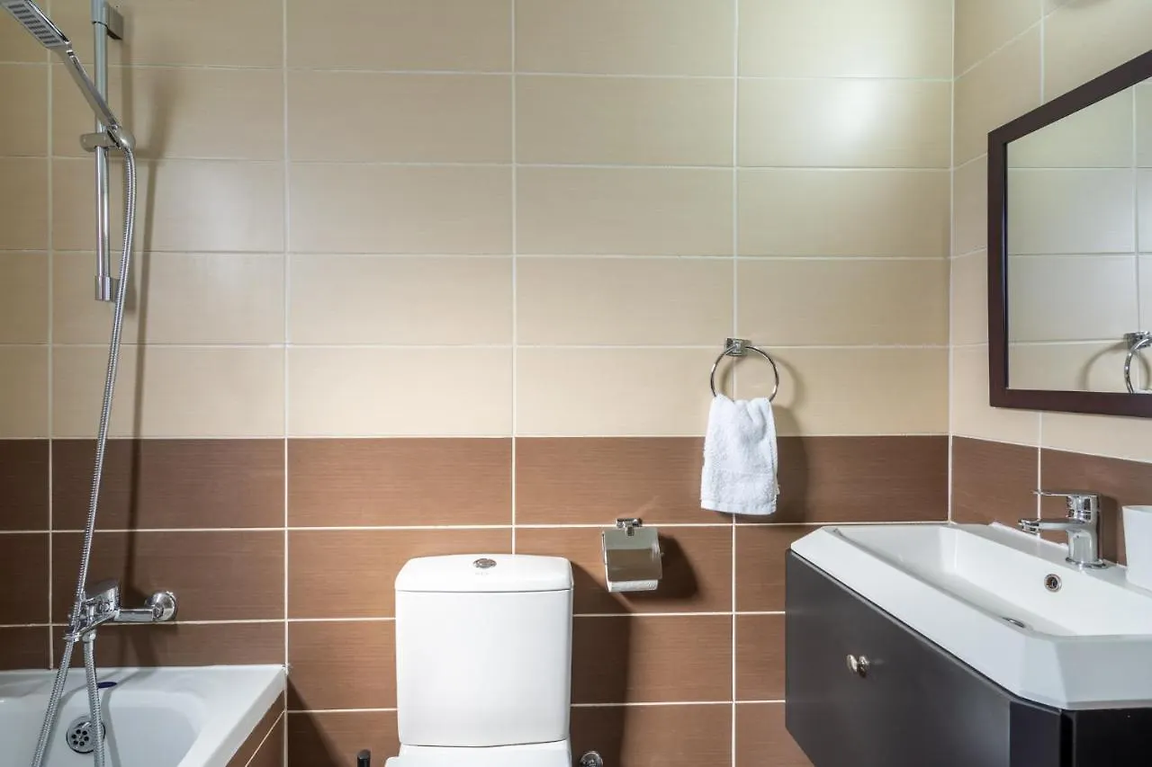 Emerald'S 2-Bedroom Apartment In Larnaca Cyprus