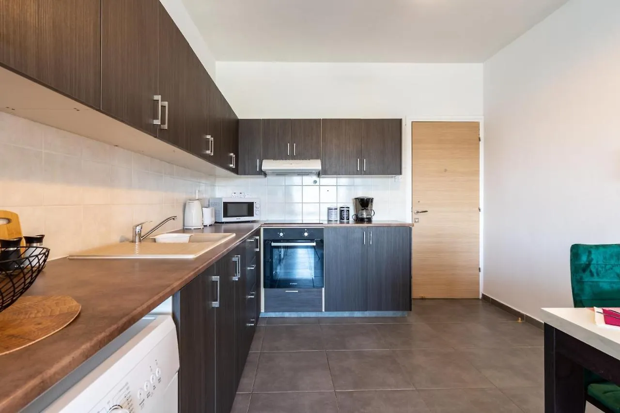 Emerald'S 2-Bedroom Apartment In Larnaca 0*,  Cyprus