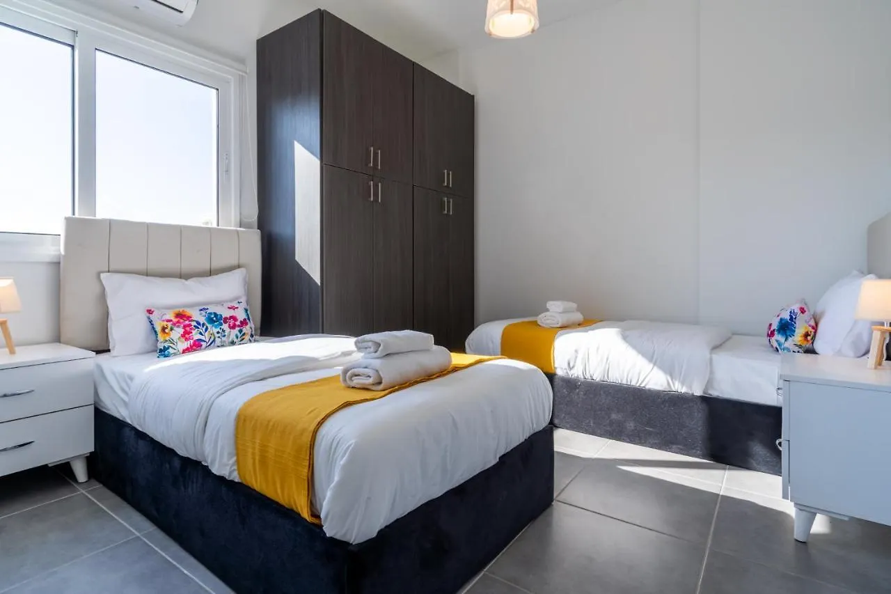 Emerald'S 2-Bedroom Apartment In Larnaca