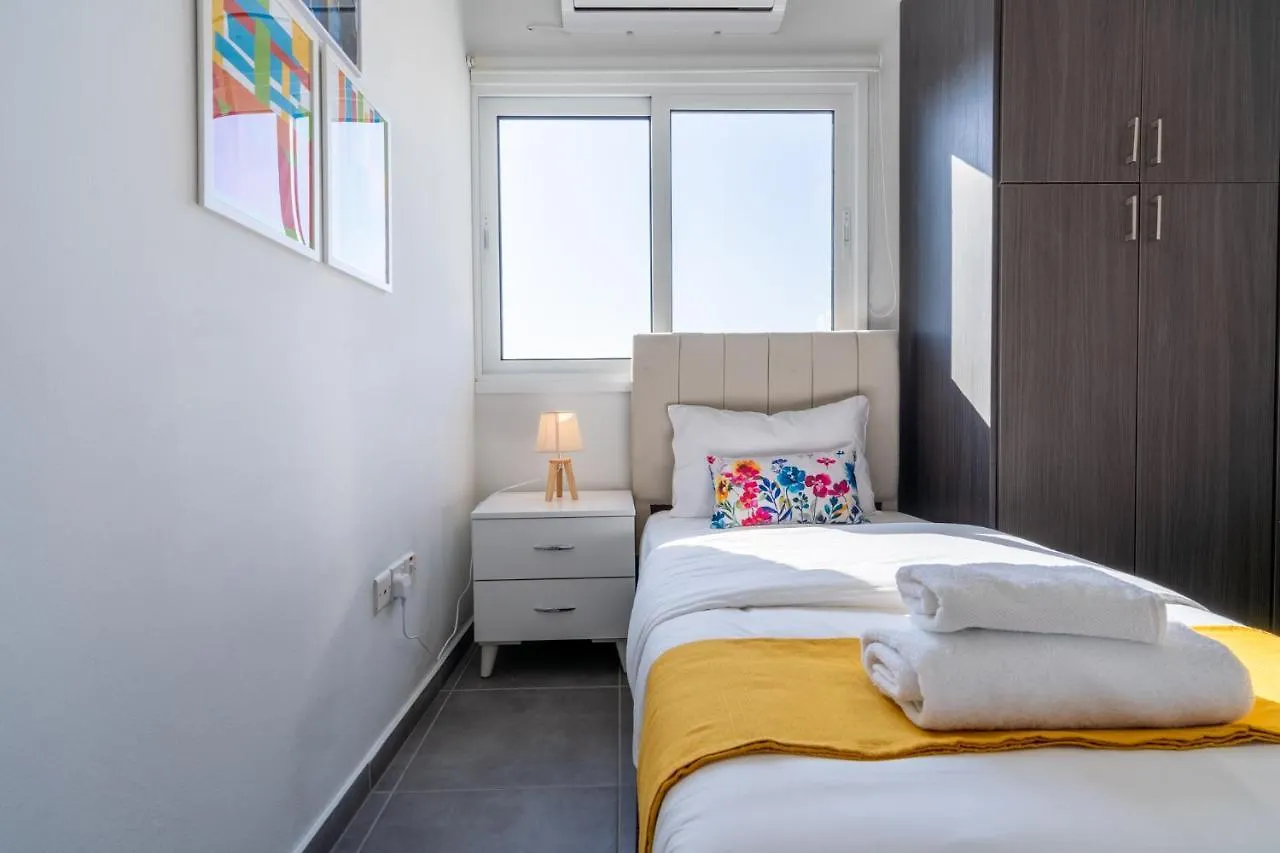 Emerald'S 2-Bedroom Apartment In Larnaca