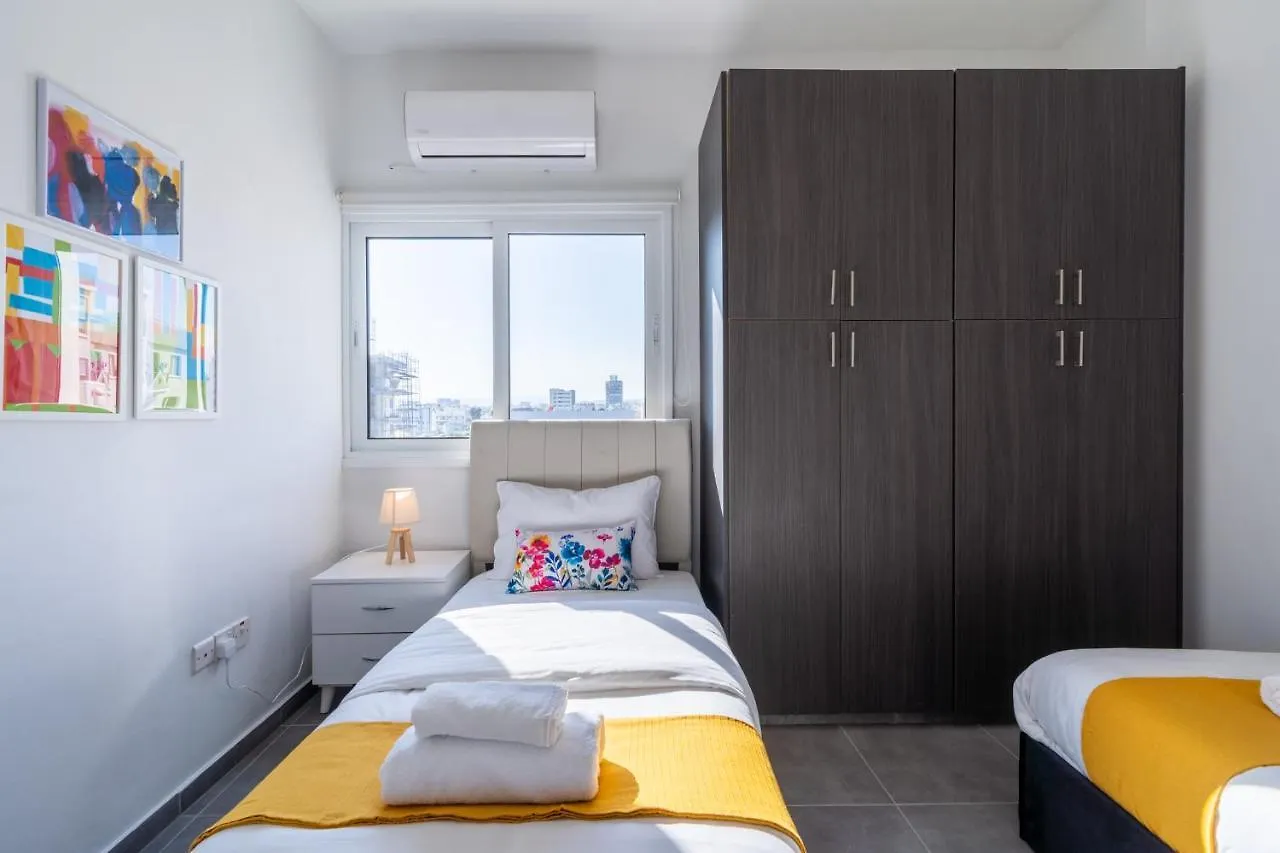 Emerald'S 2-Bedroom Apartment In Larnaca