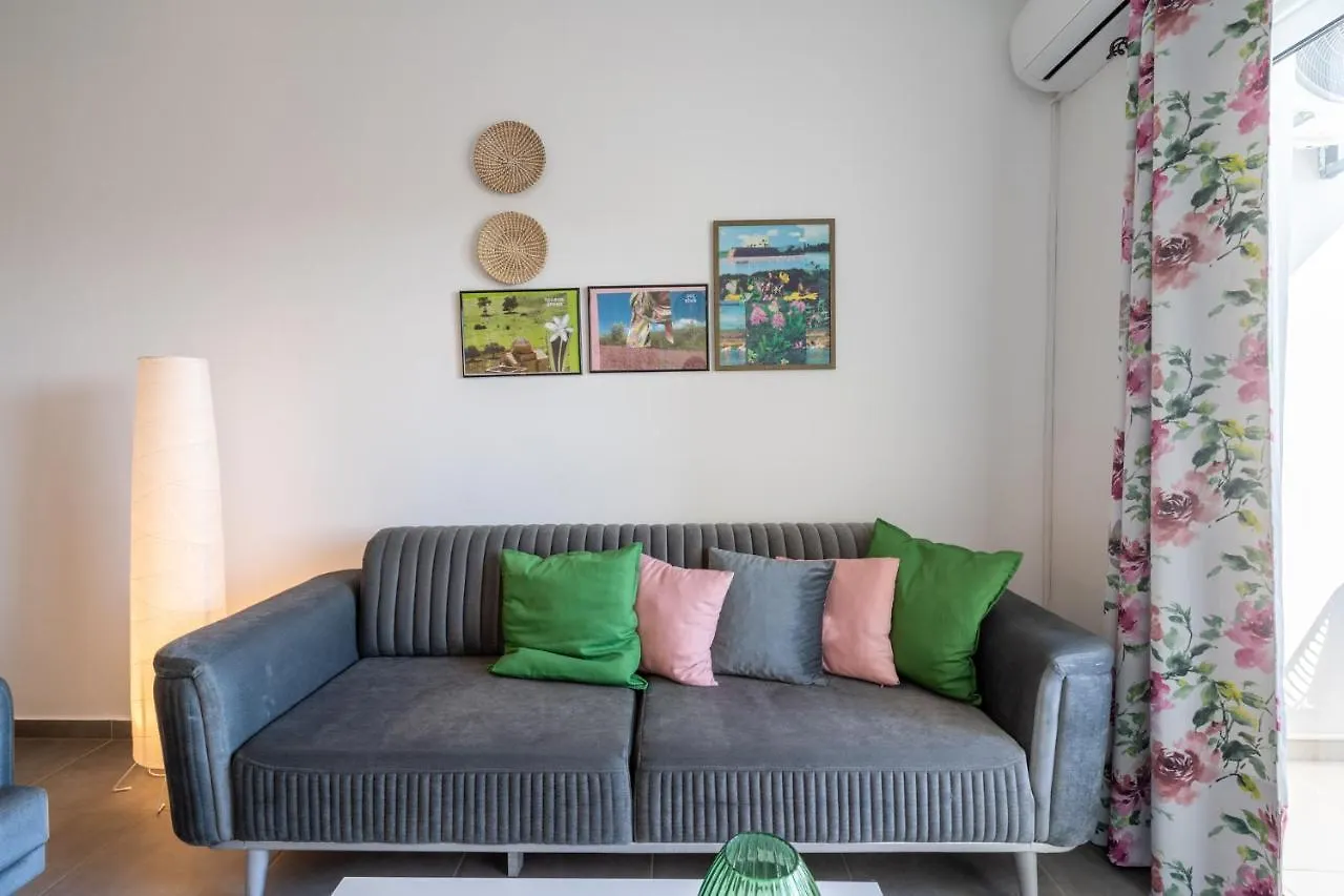 Emerald'S 2-Bedroom Apartment In Larnaca
