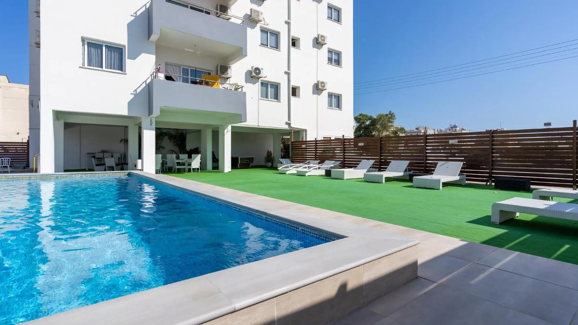Emerald'S 2-Bedroom Apartment In Larnaca